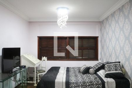 Casa à venda com 584m², 5 quartos e 5 vagasSuíte 1