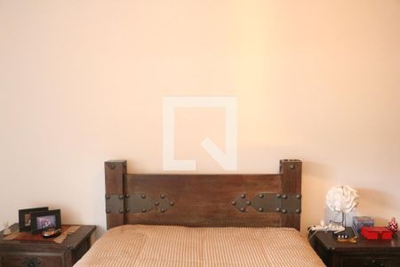 Casa à venda com 584m², 5 quartos e 5 vagasQuarto 4