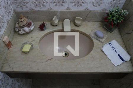 Casa à venda com 584m², 5 quartos e 5 vagasLavabo