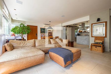 Apartamento para alugar com 149m², 3 quartos e 1 vagaSala/Cozinha