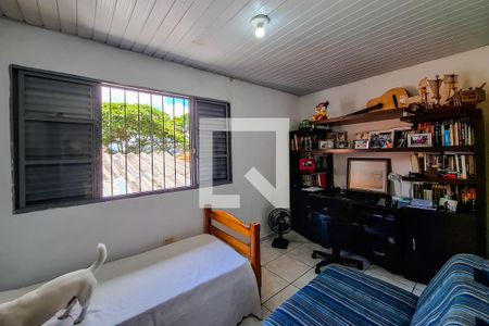 Casa à venda com 156m², 3 quartos e 2 vagasQuarto 2