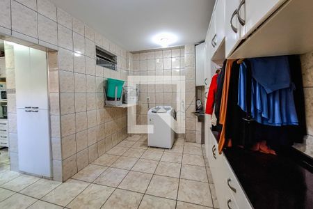 Casa à venda com 156m², 3 quartos e 2 vagasÁrea de Serviço