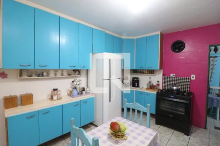 Casa à venda com 154m², 3 quartos e 2 vagasCozinha