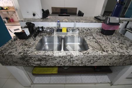 Casa à venda com 163m², 3 quartos e 2 vagasCozinha