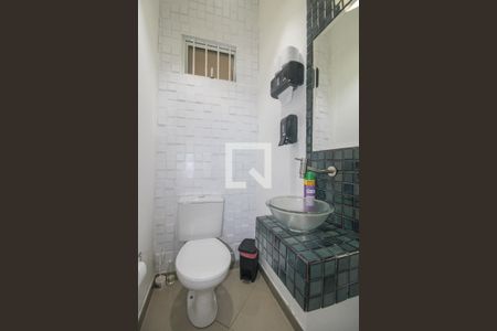 Casa à venda com 163m², 3 quartos e 2 vagasLavabo