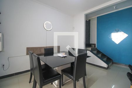 Casa à venda com 163m², 3 quartos e 2 vagasCopa