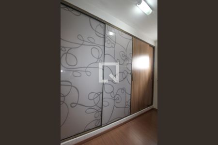 Casa à venda com 163m², 3 quartos e 2 vagasQuarto 1 (suíte) - Closet