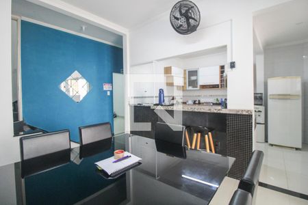 Casa à venda com 163m², 3 quartos e 2 vagasCopa