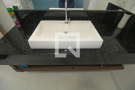 Casa à venda com 163m², 3 quartos e 2 vagasBanheiro Social