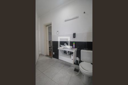 Casa à venda com 163m², 3 quartos e 2 vagasBanheiro do Quarto 3 (suíte)