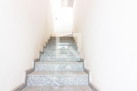 Casa à venda com 481m², 4 quartos e 4 vagasEscada