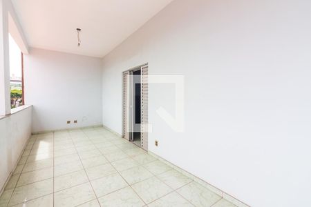 Casa à venda com 481m², 4 quartos e 4 vagasSacada