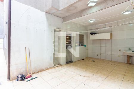 Casa à venda com 481m², 4 quartos e 4 vagasÁrea de Serviço 
