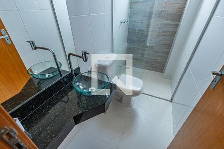 Apartamento à venda com 80m², 3 quartos e 1 vaga Apartamento à venda com 80m², 3 quartos e 1 vagaBanheiro