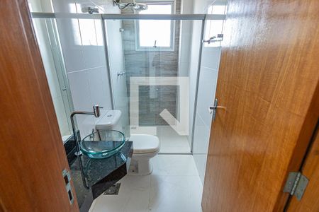 Apartamento à venda com 80m², 3 quartos e 1 vaga Apartamento à venda com 80m², 3 quartos e 1 vagaBanheiro