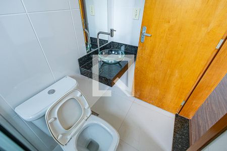 Apartamento à venda com 80m², 3 quartos e 1 vaga Apartamento à venda com 80m², 3 quartos e 1 vagaBanheiro da Suíte