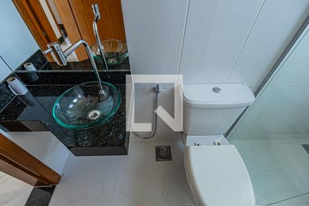 Apartamento à venda com 80m², 3 quartos e 1 vaga Apartamento à venda com 80m², 3 quartos e 1 vagaBanheiro