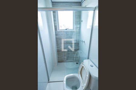 Apartamento à venda com 80m², 3 quartos e 1 vaga Apartamento à venda com 80m², 3 quartos e 1 vagaBanheiro da Suíte