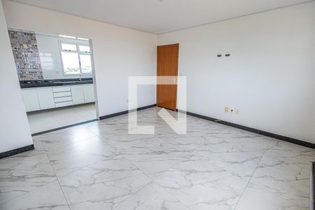 Sala de apartamento à venda com 3 quartos, 80m² em Sinimbu, Belo Horizonte