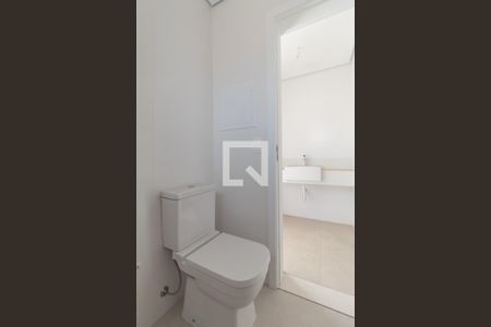 Apartamento à venda com 326m², 5 quartos e 3 vagas Apartamento à venda com 326m², 5 quartos e 3 vagasBanheiro Social da Cobertura