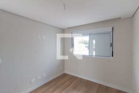 Apartamento à venda com 326m², 5 quartos e 3 vagas Apartamento à venda com 326m², 5 quartos e 3 vagasQuarto da Cobertura