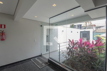 Apartamento à venda com 326m², 5 quartos e 3 vagas Apartamento à venda com 326m², 5 quartos e 3 vagasHall de Entrada