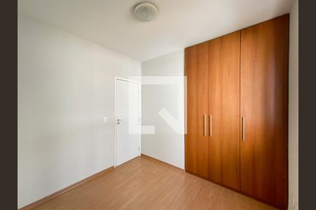 Apartamento à venda com 125m², 4 quartos e 2 vagasQuarto 2