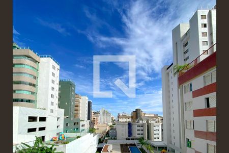 Apartamento à venda com 125m², 4 quartos e 2 vagasVista do Quarto 4