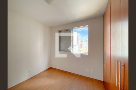 Apartamento à venda com 125m², 4 quartos e 2 vagasQuarto 4