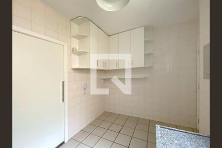 Apartamento à venda com 125m², 4 quartos e 2 vagasCozinha