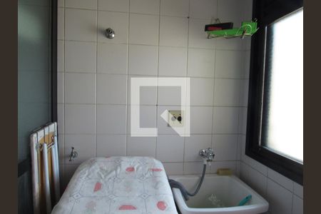 Apartamento à venda com 65m², 3 quartos e 1 vagaÁrea de Serviço