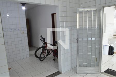 Casa à venda com 600m², 3 quartos e 1 vaga Casa à venda com 600m², 3 quartos e 1 vagaCozinha