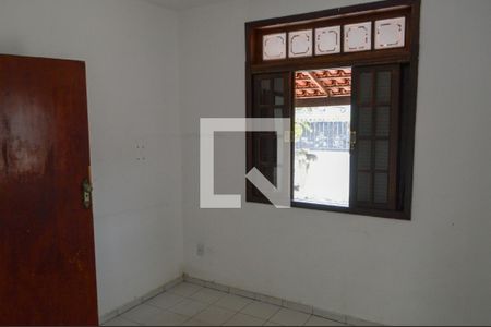 Quarto 1 de casa à venda com 3 quartos, 600m² em Taquara, Rio de Janeiro
