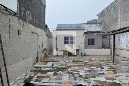 Casa à venda com 600m², 3 quartos e 1 vaga Casa à venda com 600m², 3 quartos e 1 vagaQuintal