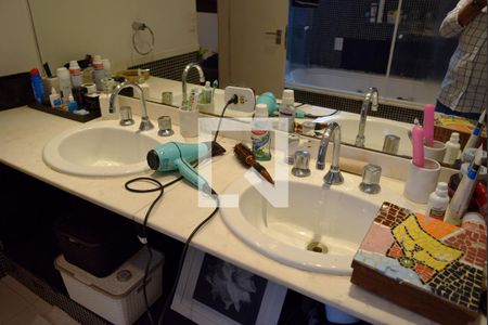 Apartamento à venda com 110m², 3 quartos e 1 vagaBanheiro Suíte