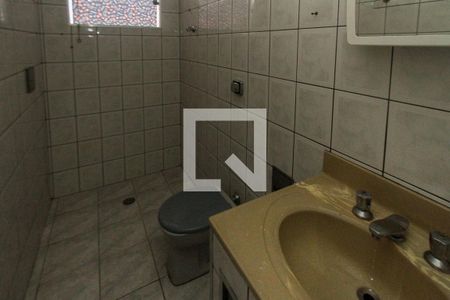 Banheiro de casa para alugar com 1 quarto, 45m² em Vila Cardoso Franco, São Paulo