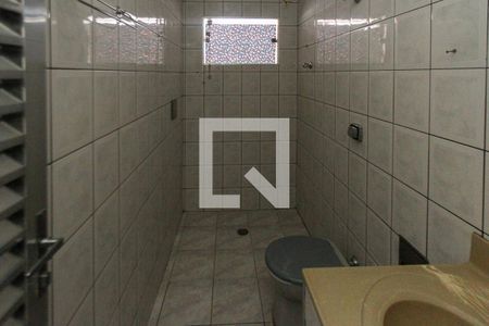 Banheiro de casa para alugar com 1 quarto, 45m² em Vila Cardoso Franco, São Paulo