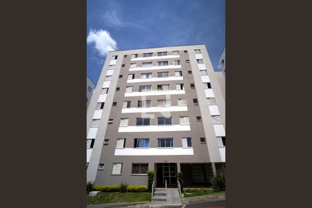 Fachada do bloco de apartamento para alugar com 3 quartos, 69m² em Parque Bela Vista, Votorantim