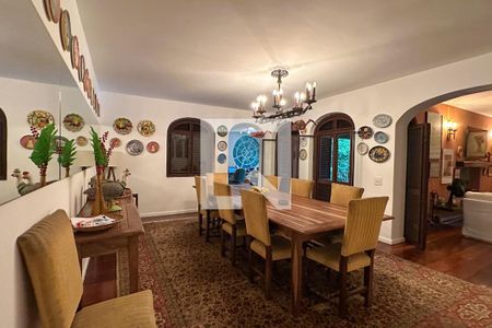 Casa à venda com 1800m², 11 quartos e 8 vagasSala 03 - Casa 01