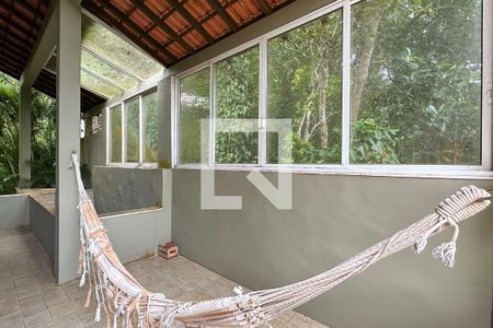 Casa à venda com 1800m², 11 quartos e 8 vagasVaranda 02 - Casa 01