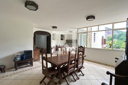 Casa à venda com 1800m², 11 quartos e 8 vagasSala 05 - Casa 02