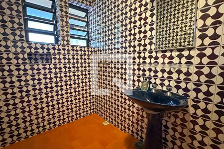 Casa à venda com 1800m², 11 quartos e 8 vagasBanheiro - Casa 02