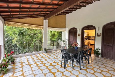 Casa à venda com 1800m², 11 quartos e 8 vagasVaranda - Casa 03