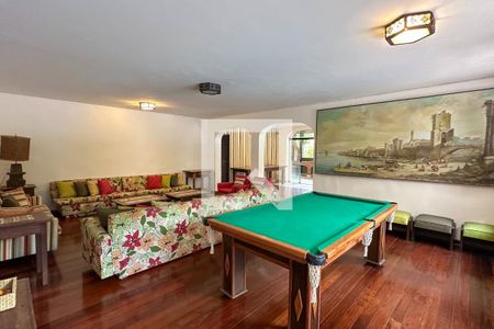 Casa à venda com 1800m², 11 quartos e 8 vagasSala 07 - Casa 02