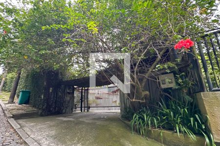 Casa à venda com 1800m², 11 quartos e 8 vagasFachada