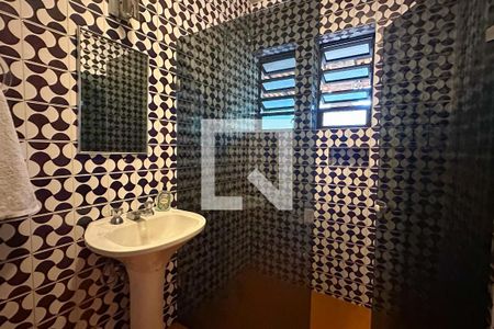 Casa à venda com 1800m², 11 quartos e 8 vagasBanheiro - Casa 02