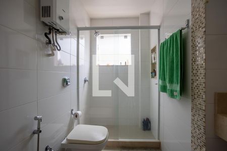 Apartamento à venda com 115m², 3 quartos e 2 vagas Apartamento à venda com 115m², 3 quartos e 2 vagasBanheiro Social