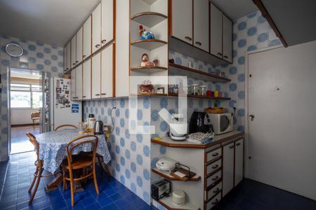 Apartamento à venda com 115m², 3 quartos e 2 vagas Apartamento à venda com 115m², 3 quartos e 2 vagasCozinha