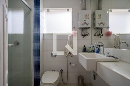 Apartamento à venda com 115m², 3 quartos e 2 vagas Apartamento à venda com 115m², 3 quartos e 2 vagasBanheiro Suite