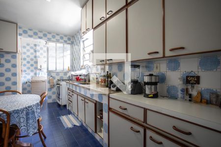 Apartamento à venda com 115m², 3 quartos e 2 vagas Apartamento à venda com 115m², 3 quartos e 2 vagasCozinha